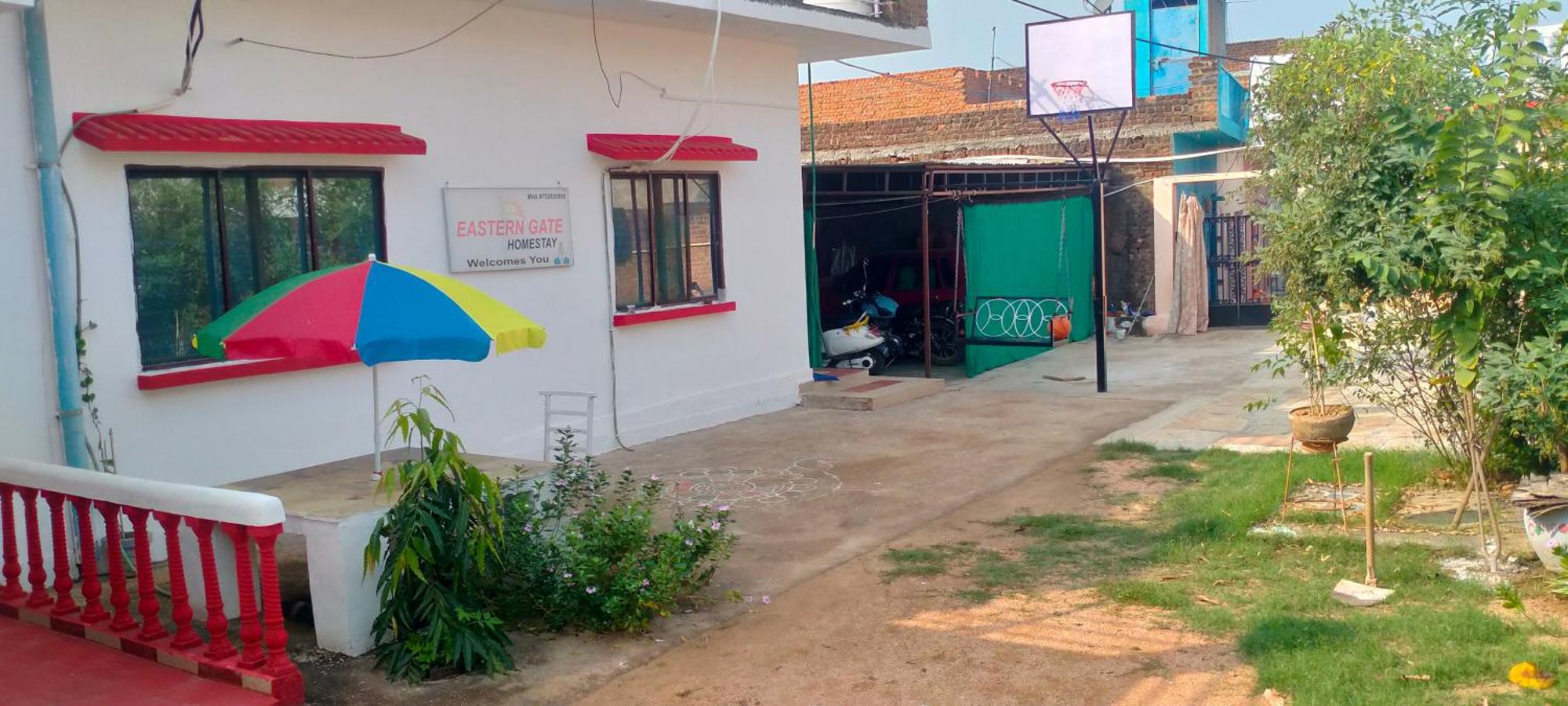 Eastern Gate Homestay Khajurāho Exterior photo