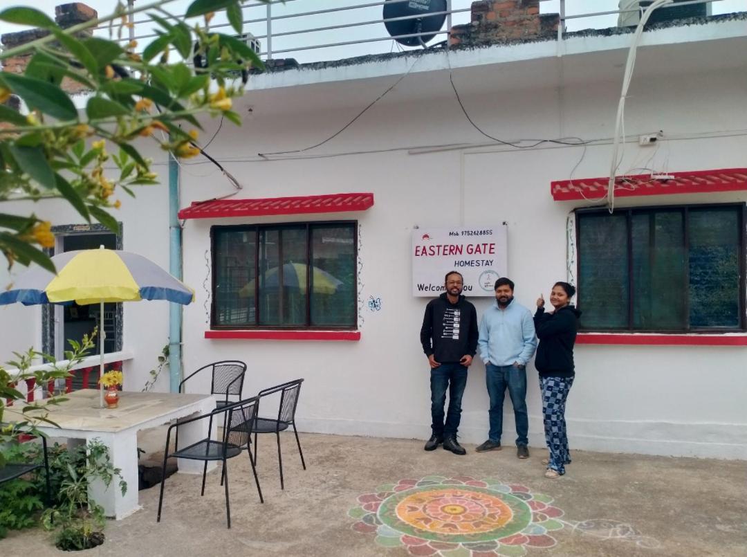 Eastern Gate Homestay Khajurāho Exterior photo
